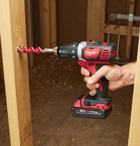 TALADRO ATORNILLADOR INALAMBRICO COMPACTO M18 1/2