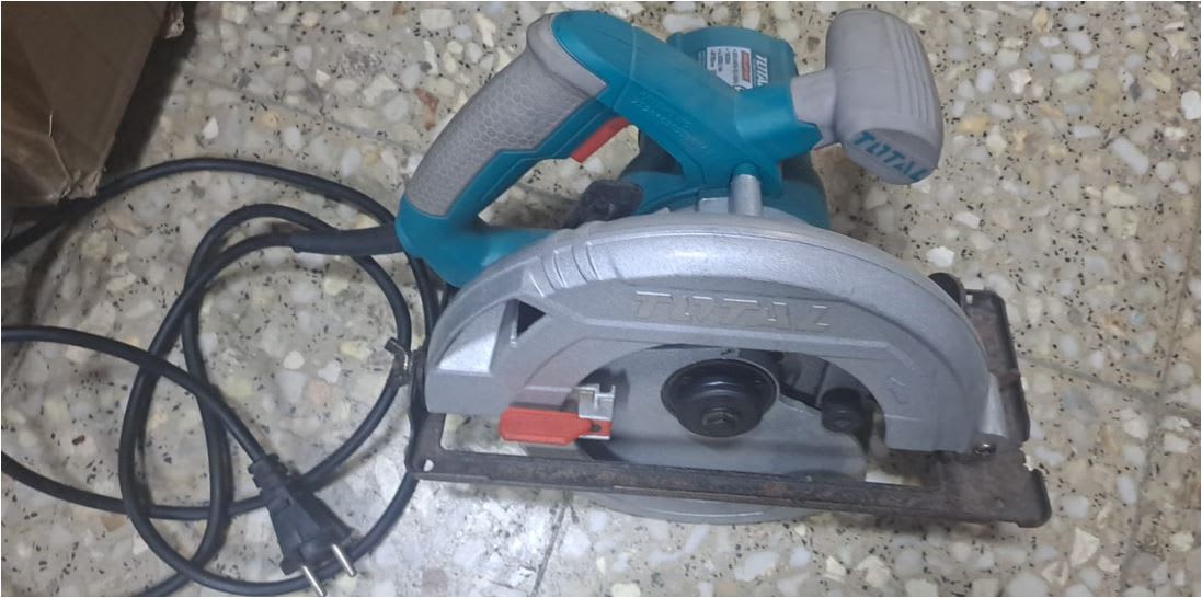 SIERRA CIRCULAR TOTAL 1600W 185X20MM INDUSTRIAL TS1161856 LIQUIDACION1