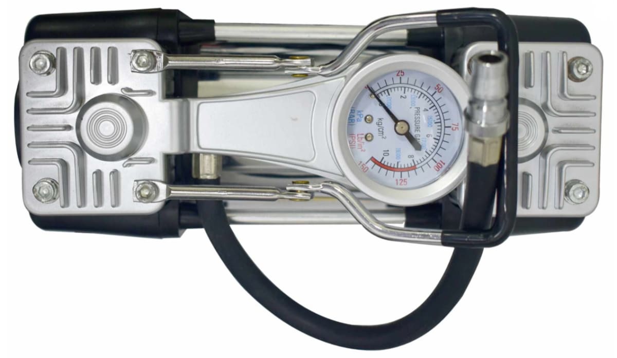 MINI COMPRESORA A BATERÍA DOBLE PISTÓN 300W CMM300U UYUSTOOLS5