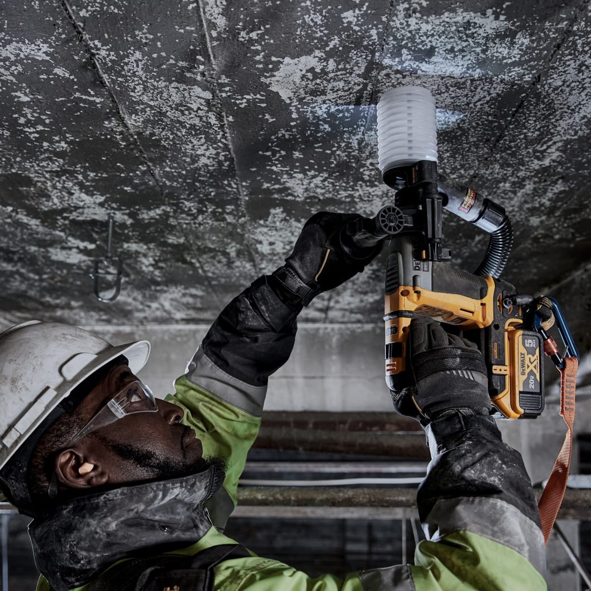 ROTOMARTILLO DEWALT SDS-PLUS ATOMIC 20V XR BARETOOL DCH172B-B36