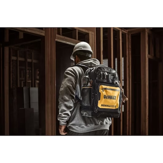 Mochila Portaherramientas PRO- 43 Bolsillos Dewalt DWST5601029