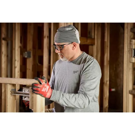 PROTECTOR DE CUELLO GRIS MILWAUKEE4