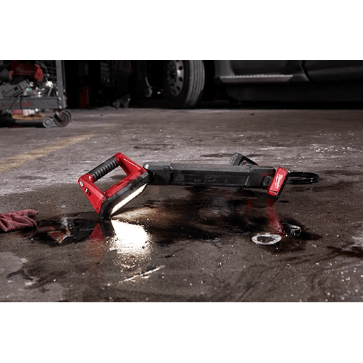 LUZ PARA CARROCERIA 1200LM M12 BARETOOLS MILWAUKEE / 2126-202