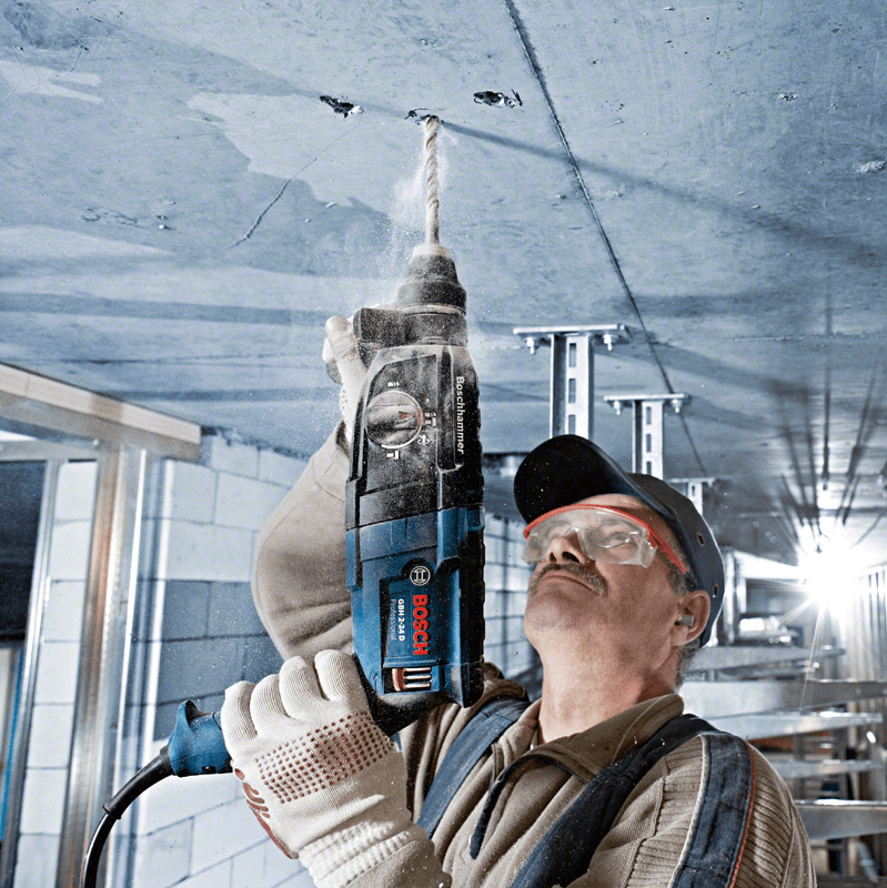 ROTOMARTILLO SDS PLUS 820 W. BOSCH GBH 2-24 D3