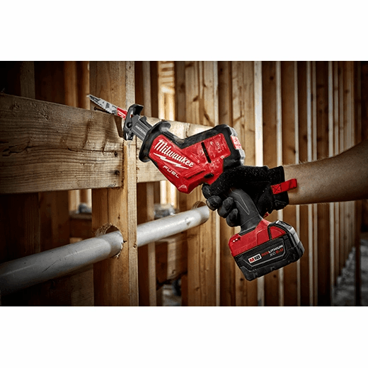 Sierra recíproca BARETOOLS milwaukee M18 FUEL™ Hackzall® 2719-202