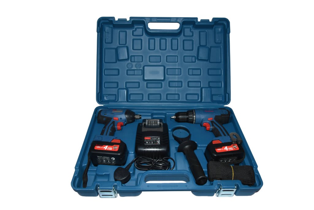 KIT ATORNILLADOR 18 V. DCKIT05E 