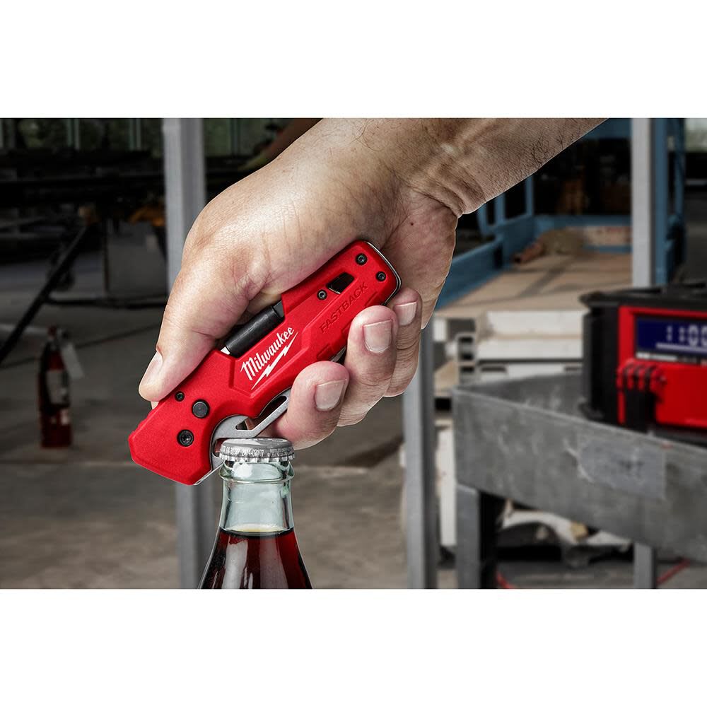 CUCHILLA PLEGABLE 5 EN 1 FASTBACK MILWAUKEE3