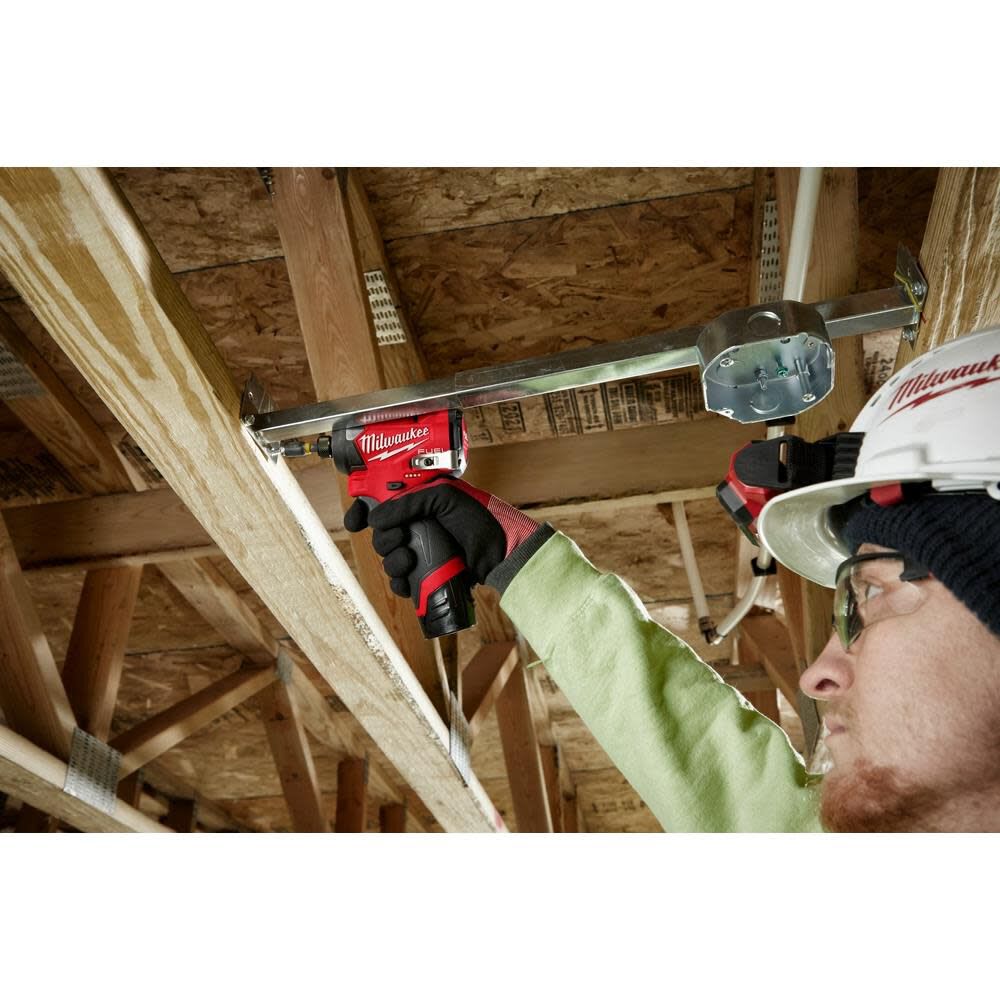 Kit de destornillador de impacto hexagonal Milwaukee M12 FUEL de 1/4 pulgadas2