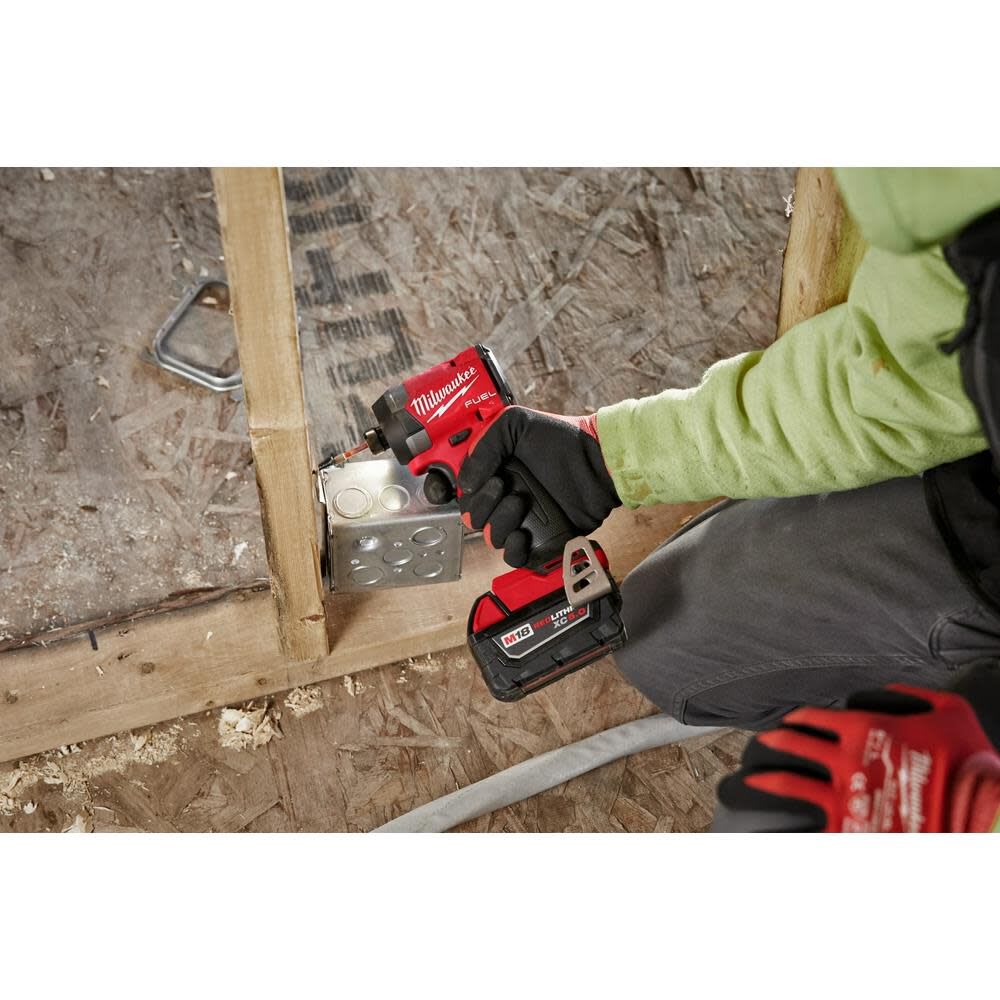 Kit de destornillador de impacto hexagonal Milwaukee M18 FUEL de 1/4