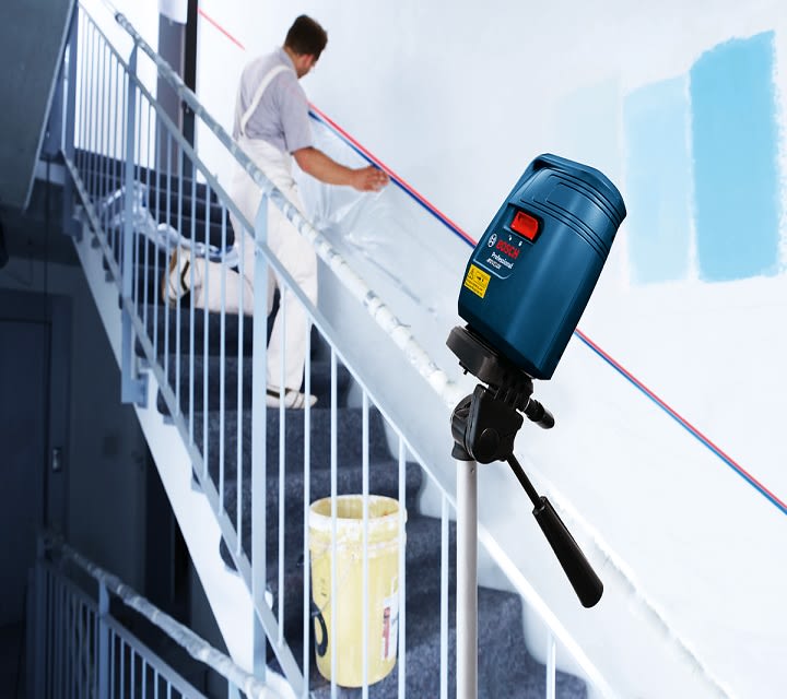 NIVEL LÁSER DE LÍNEAS 15 M CON LÍNEA LATERAL BOSCH NIVELOX4