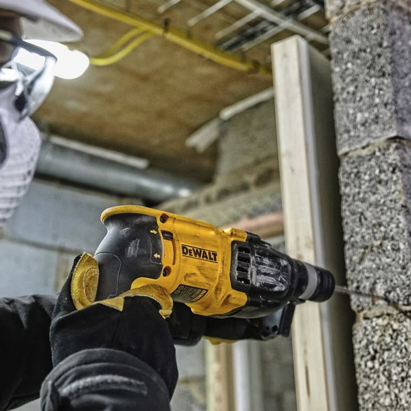 Rotomartillo SDS Plus 800W 2.9J Dewalt D25133K-B21