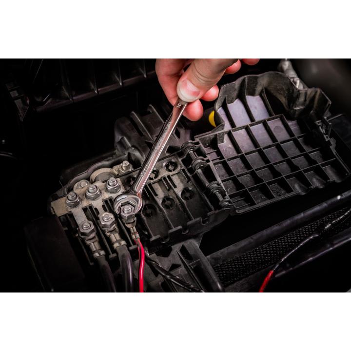 JUEGO DE LLAVES MIXTAS CON RACHET 8 PZS SATA - ST090794