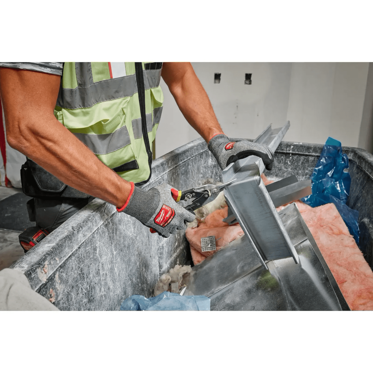 GUANTES DE NITRILO CON NIVEL 5 DE CORTE TALLA L MILWAUKEE / 48-73-71522