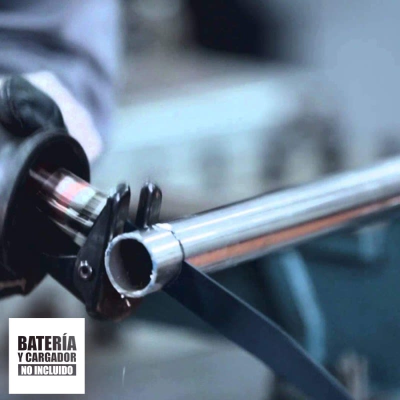 Sierra Sable Inalámbrica 18 V.  GSA 18V-LI2