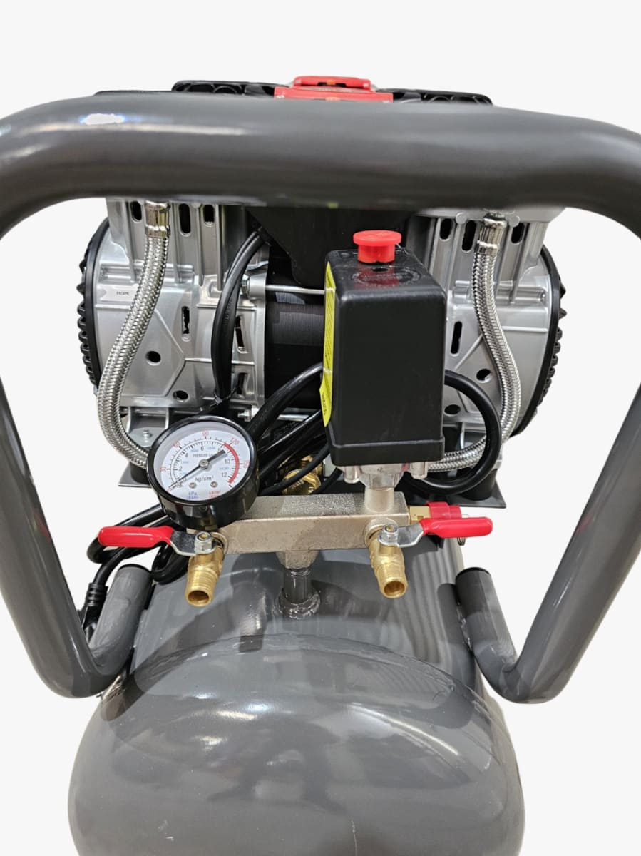 compresora de aire 50lts sin aceite 4hp/3000w gladiator cesa-850-263