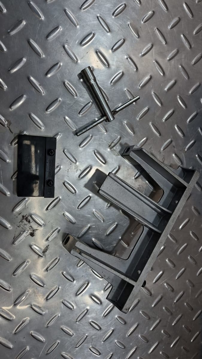 Cepillo eléctrico 82mm 750w m1100kb makita LIQUIDACIÓN5