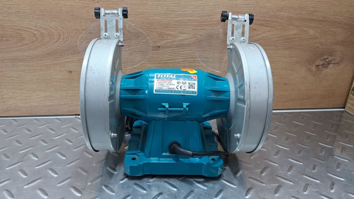 Esmeril de banco 150w 6