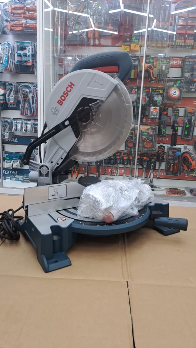 SIERRA INGLETEADORA 10