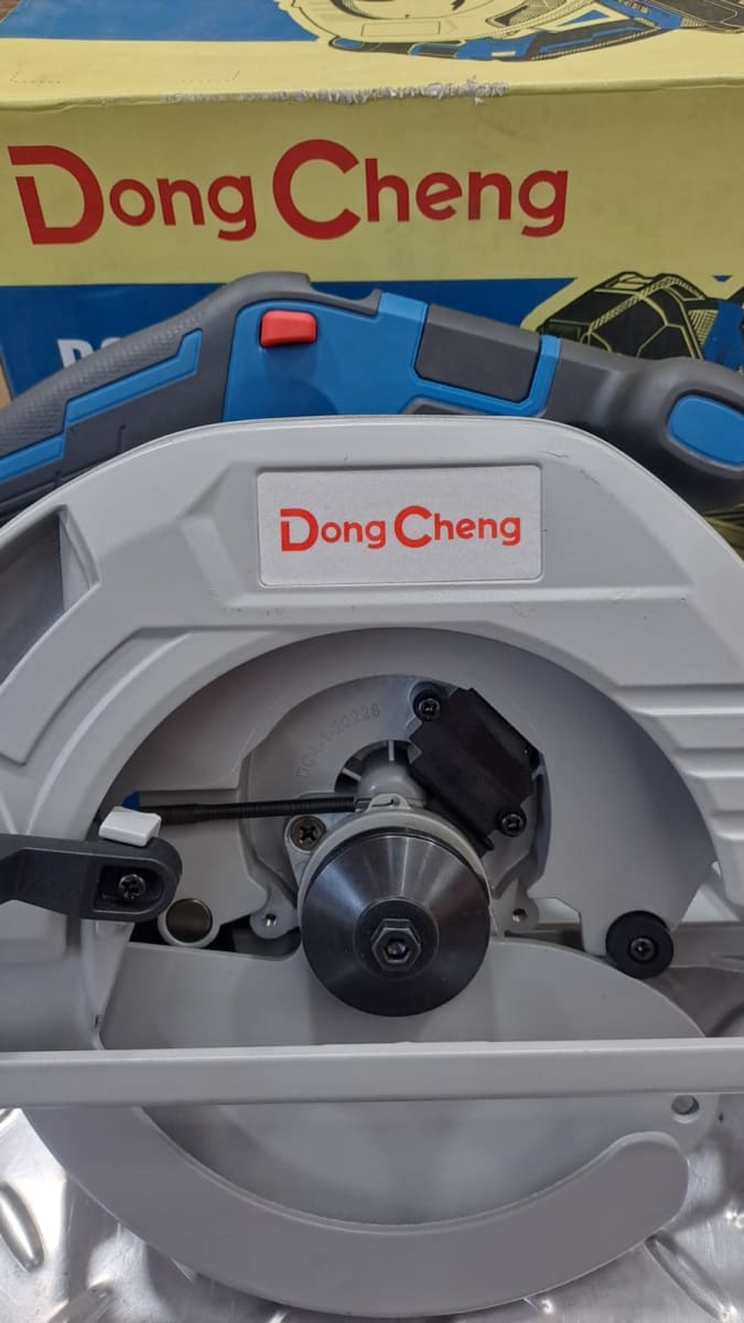 Sierra circular inalambrica 20v 185mm dongcheng dcmy02-185BM-LIQUI2
