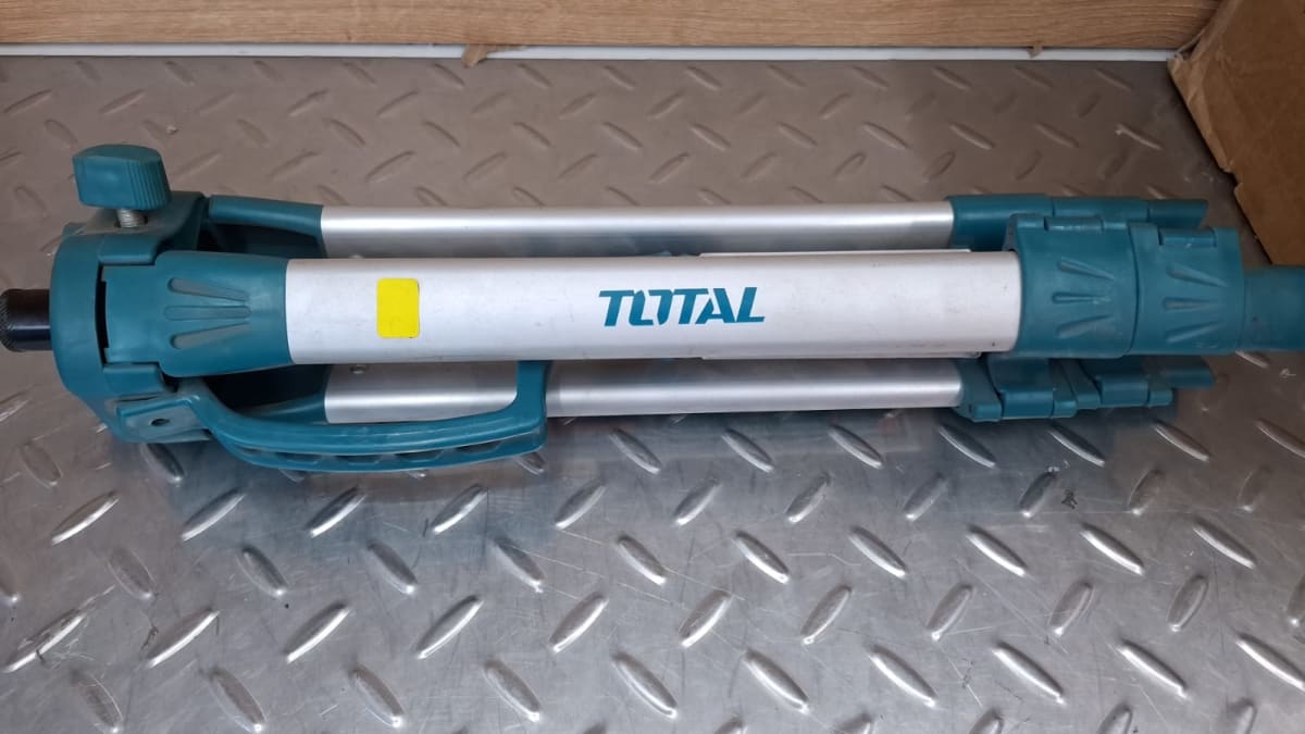 Tripode de aluminio 1.2m nivel laser total / TLLT01152-LI5