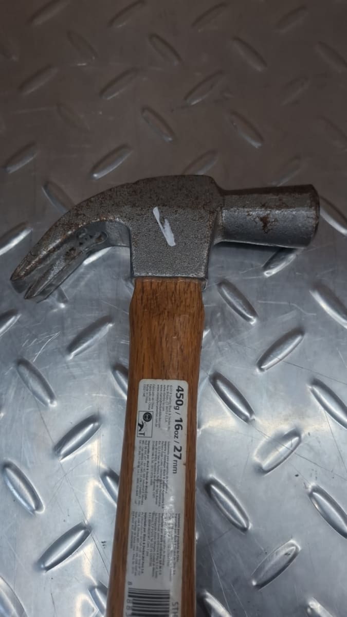 Martillo cabo madera 16oz/ STHT51370-LI2