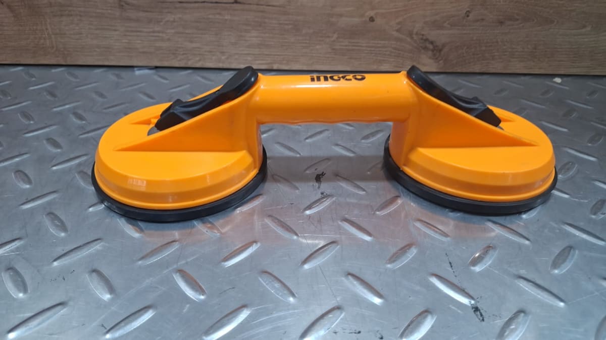 VENTOSA DOBLE PARA VIDRIO 50KG 11.5CM INGCO HSU025001-LI3