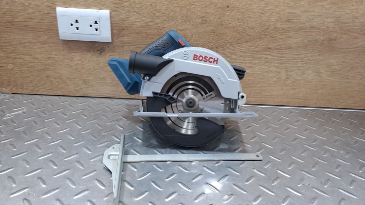 Sierra Circular Inalámbrica BOSCH GKS 18V-57 - 06016A22E02