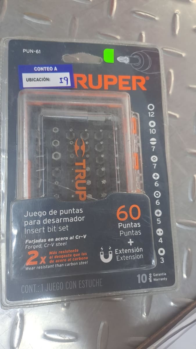 Juego de 61 puntas mixtas largo 1 en estuche plástico liquidacion1