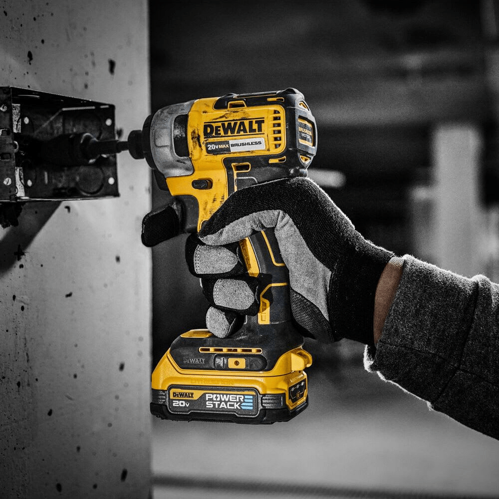 BATERIA COMPACTA POWERSTACK™ ION LITIO 20V 1.7AH DEWALT / DCBP034-B34