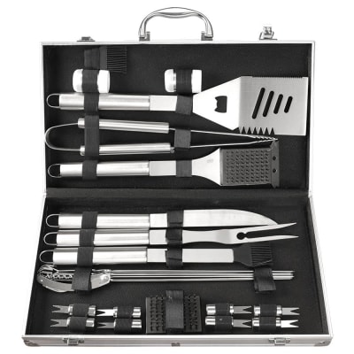 SET DE BBQ 25 PIEZAS EN MALETA DE ALUMINIO