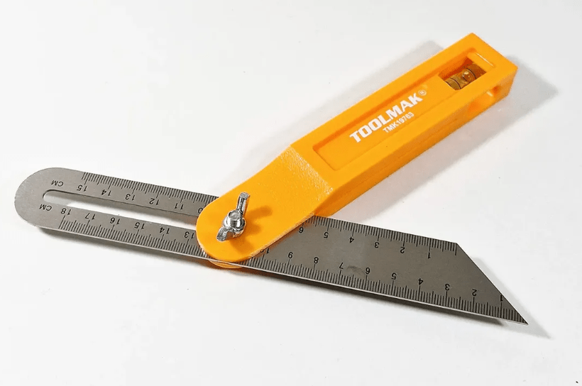 Escuadra Falsa Toolmak 8