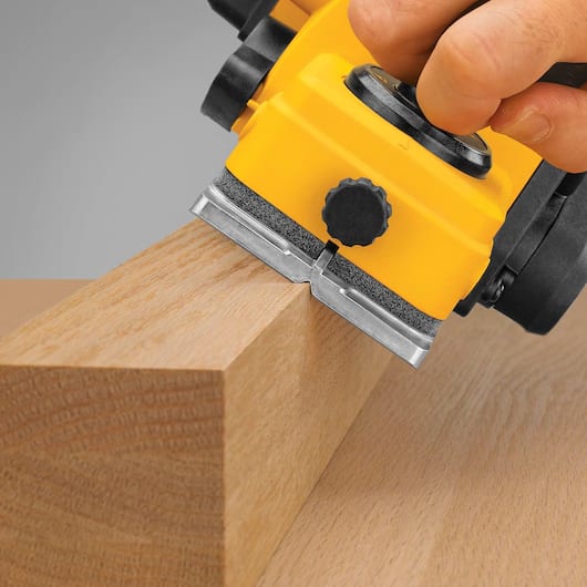 Cepilladora Electrica DeWalt 550W | D26676-B24
