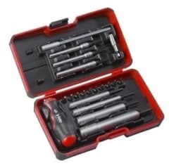 JUEGO DE DADOS DESTORNILLADOR Y PUNTAS INTERCAMBIABLES (06082006)