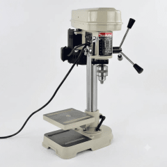 TALADRO DE BANCO 1/3 HP , 5 VELOCIDADES  TB131 MAKITA