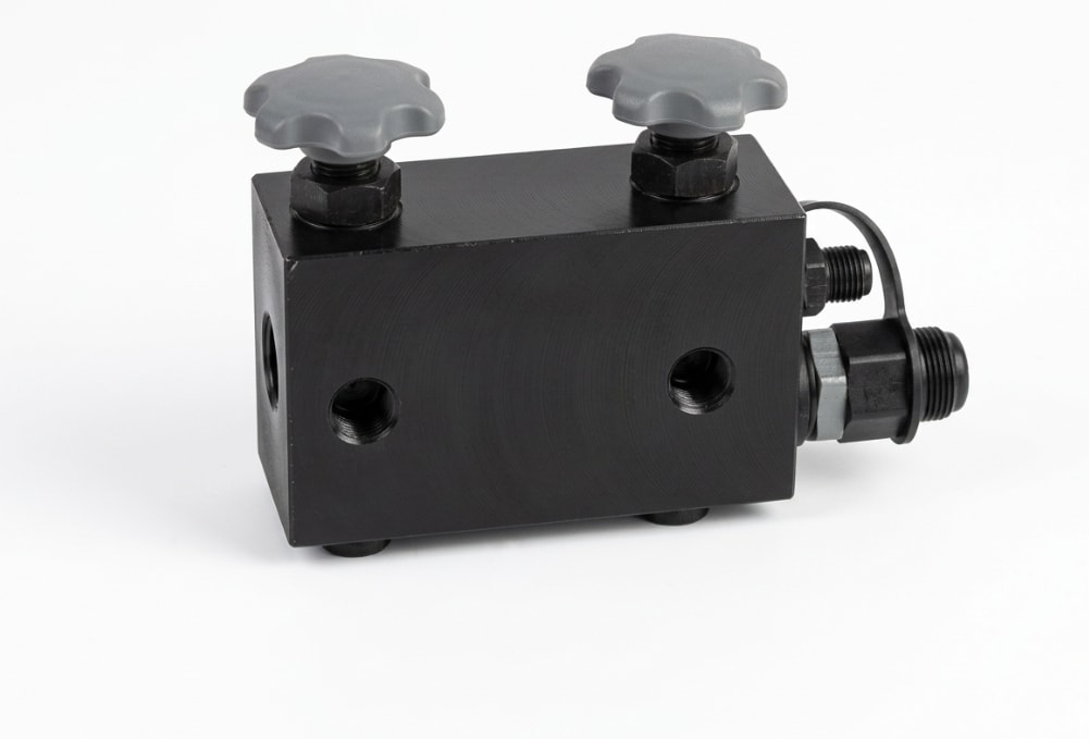 DISTRIBUIDOR DE 2 SALIDAS 700 BAR 3/8'' NPT (MF2RCT)2