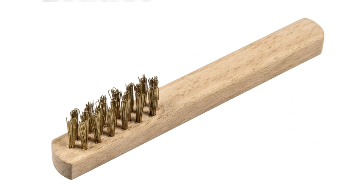 ESCOBILLA LATON ONDULADO BRONCE C/MANGO 3 HILERAS (125.211)1