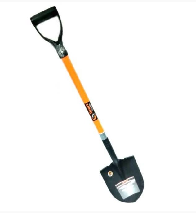 PALA PUNTA HUEVO H/D CON MANGO DE FIBRA DE 310 X 260  ACERO TEMPLADO CON ASA PLASTICA1