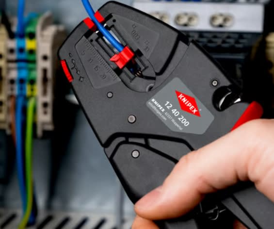 Alicate Pelacable 8'' Autoajustable (1240200)5