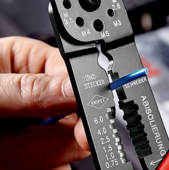 Alicate Terminales 8.1/2''  (9721215)1