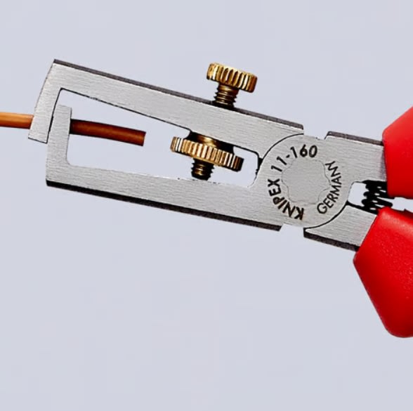 Alicate Pelacable 6'' (1101160)5