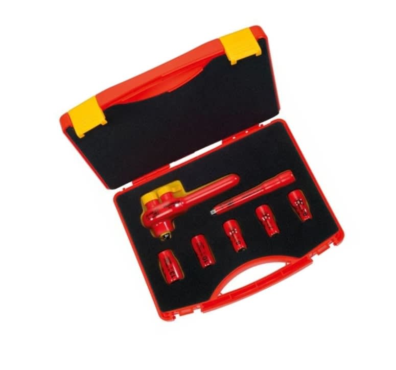 JUEGO DE DADOS  []1/4'' 1000V.  7 PZS. (251334)4