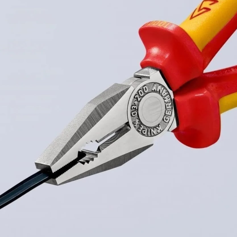 Alicate Universal 8'' 1000v. (0306200)1