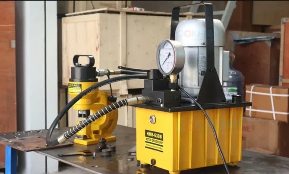 Bomba Hidráulica Eléctrica 0.75 Kw 8 Lt Doble Efecto (Hhb630b)3