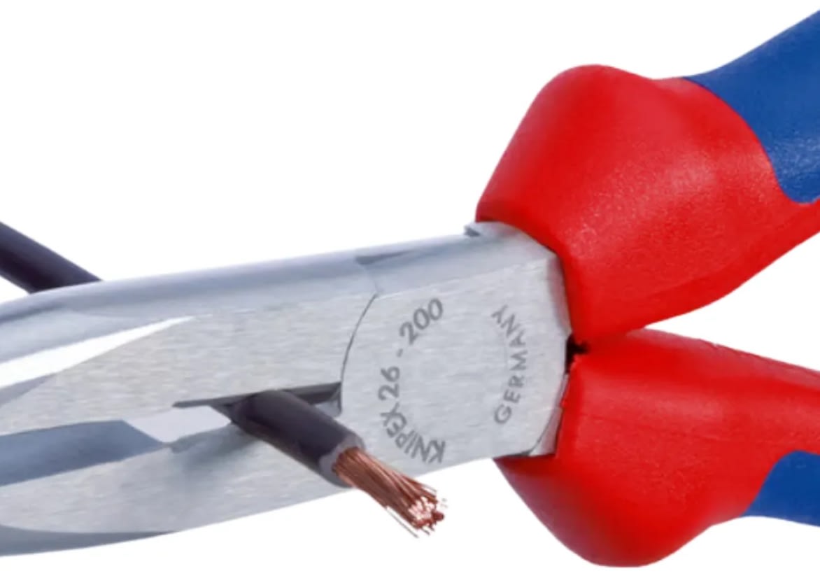 Alicate De Punta Liniero 8  T (2612200t)2