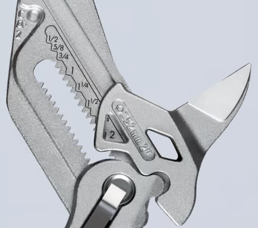 Tenaza  Y Llave Ajustable 250mm  M/forrado (8603250)4