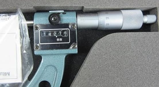 MICROMETRO DIGITAL 125 - 150 / 0.01 MM. (193-306)2