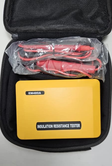 MEDIDOR DE AISLACION (EM480A)4