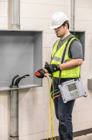 MEDIDOR DE AISLACION MEGOHMETRO 5KV (5990A)7