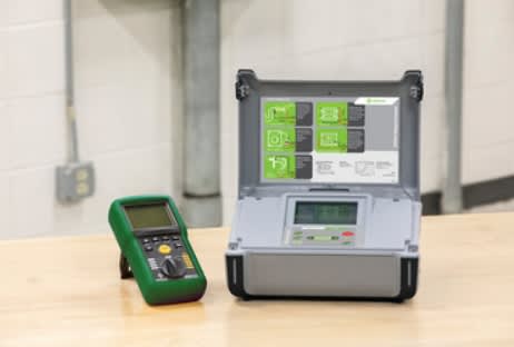 MEDIDOR DE AISLACION MEGOHMETRO 1KV  (5882A)3