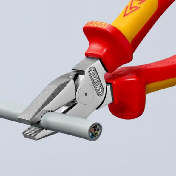 Alicate Universal Reforzado De 7'' Aislado 1000V5